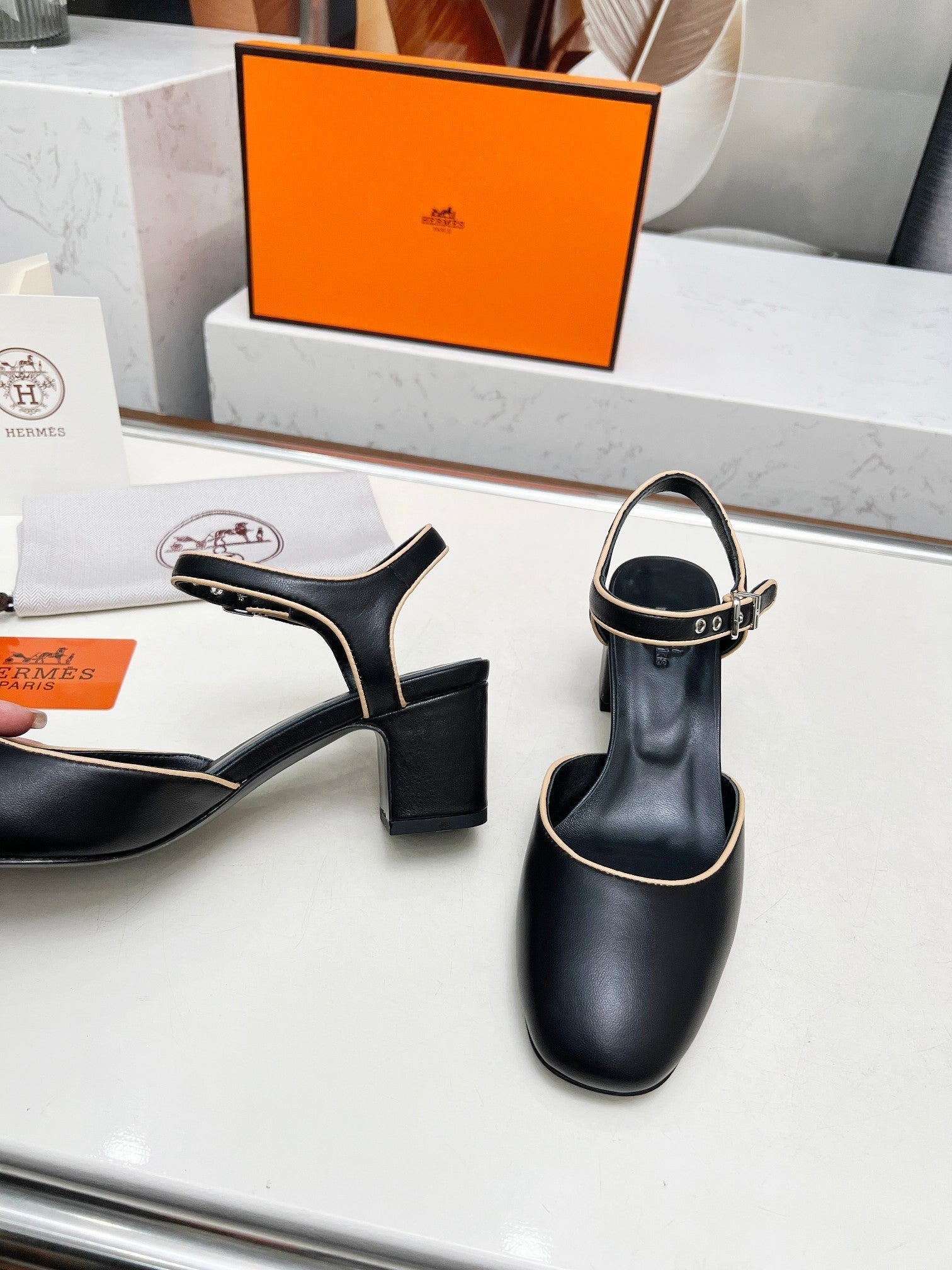 Kamilla ?60 pump Black Lambskin 214074