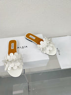 alaia sandal mule flower white pantent lambskin