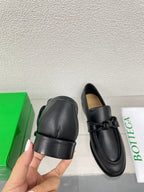 Bottega Veneta 2025 Astaire Knot-detailed Black Leather Loafer