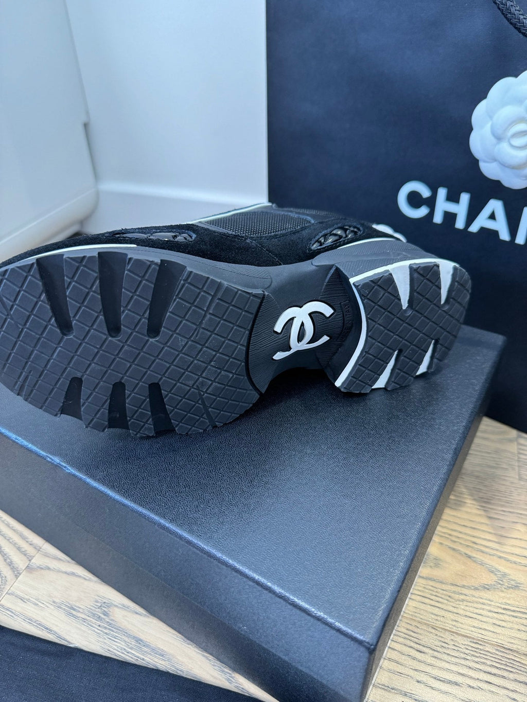 CC FW 25/26 Sneakers 40mm Black White Fabric Calfskin 500183