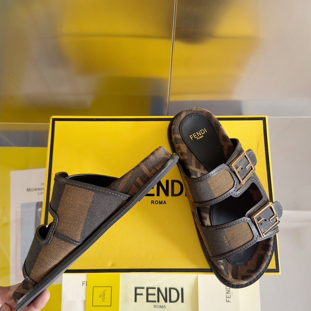 FF Feel Brown Black Canvas Slide