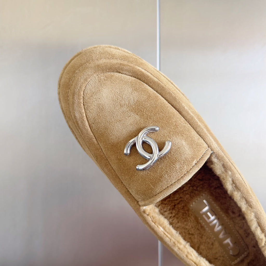 CC Moccasins 15mm Beige Suede