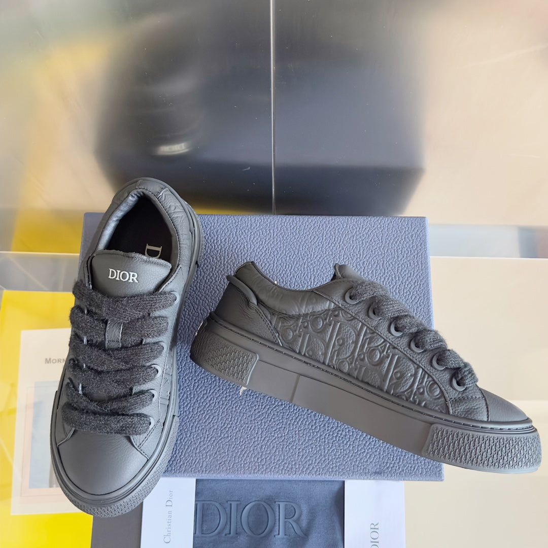 CD B33 Sneaker 40mm Black Monogram Cowhide