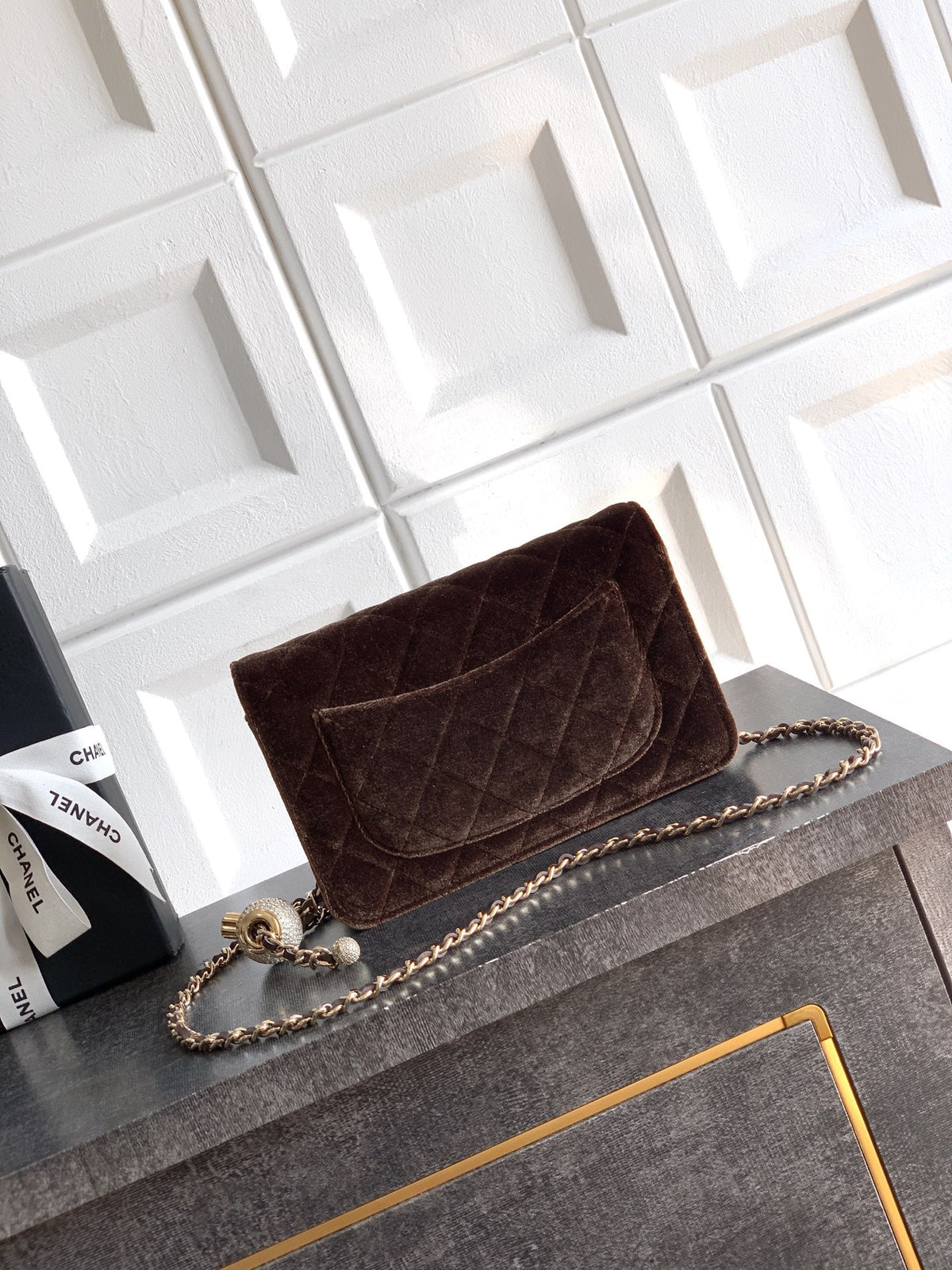 CC 26C Flap Bag 20 Coffee Velvet