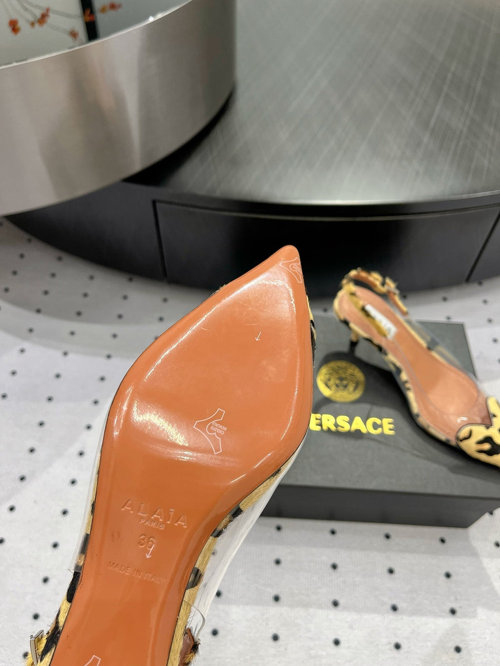 Alaila Le Cœur Slingbacks 60mm In Light Yellow Glossy Lambskin 954831