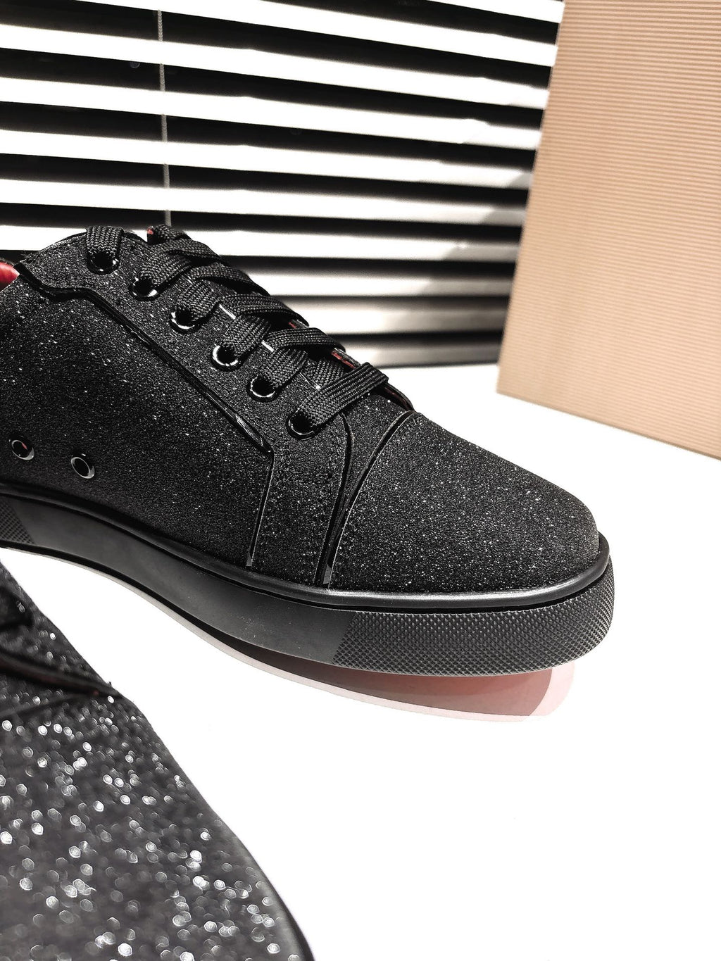 CL 25 Fine Sand Sneaker Black Fabric Cowhide 323173