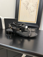 CC 25 Bow Attached Sandals Black Sheepskin 233421