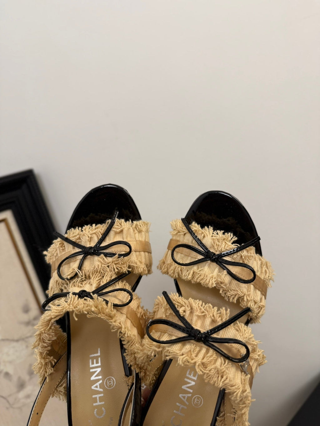 cc25 slingback sandal ?90mm bow black grosgrain gold canvas 233594