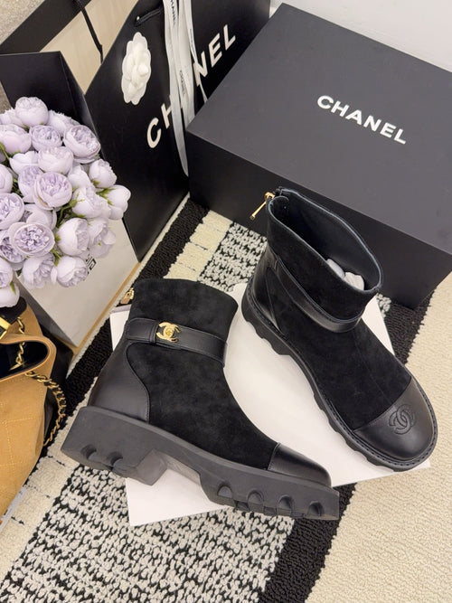 CC 26 Boot With Lug Sole Black Suede Leather 588681