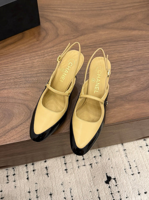 CC 26FW Slingback 7.5cm Black Beige Lambskin Patent Leather 676114