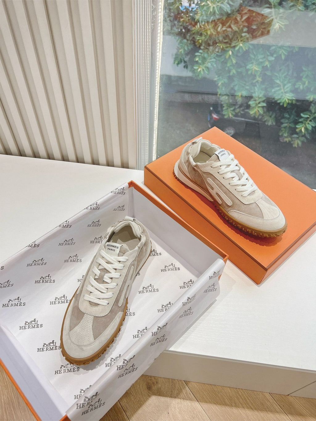 HM JET SNEAKER GREY CREAM CALFSKIN SUEDE