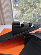 HM Chypre Sandal Black Ostrich Leather 202800