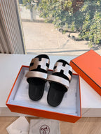 HM Chypre Sandal Copper Roser Calfskin 202813