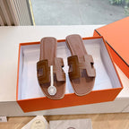 HM 25 Oran Sandal Brown Calfskin White Thread Embroidery