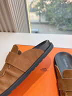 HM 25 Key Mule Gold Suede