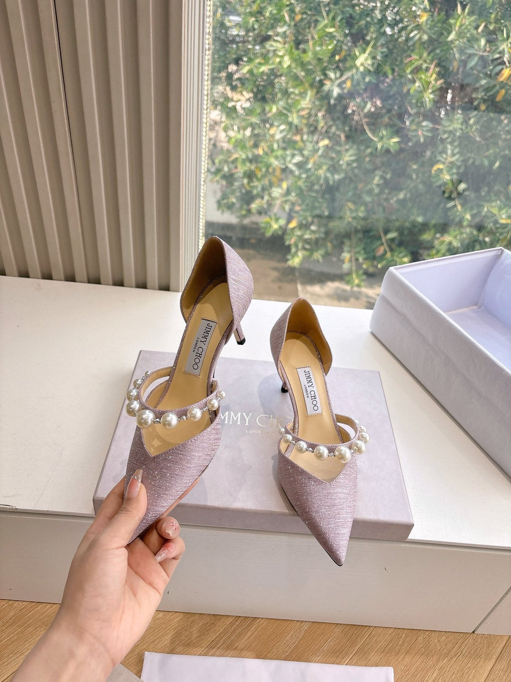 Jimmy Aureli Pearl-embellished Pumps 65mm Muted Pink Glitter 547690