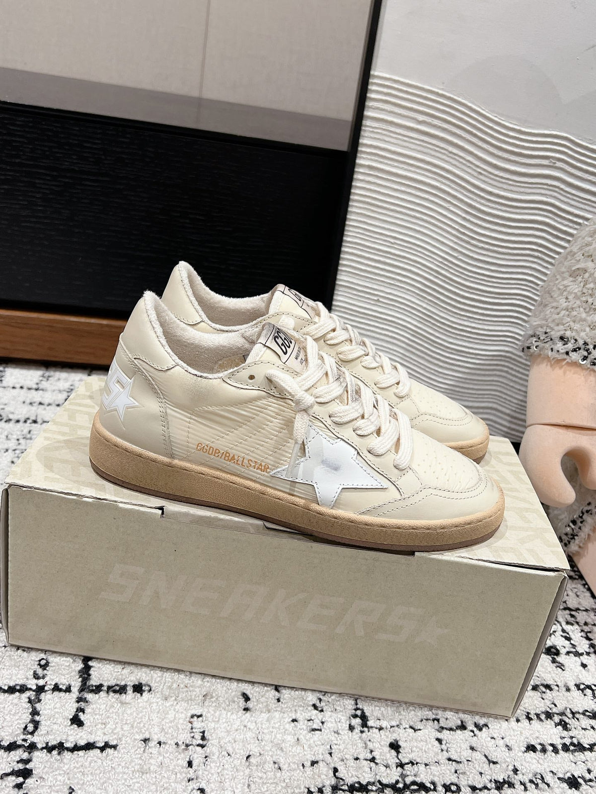 BALL STAR SNEAKERS BEIGE CALFSKIN WITH WHITE STAR