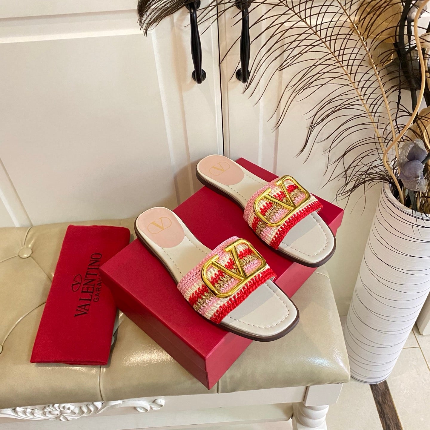 Vlogo Signature Slide Sandal 10mm With Crochet Embroidery