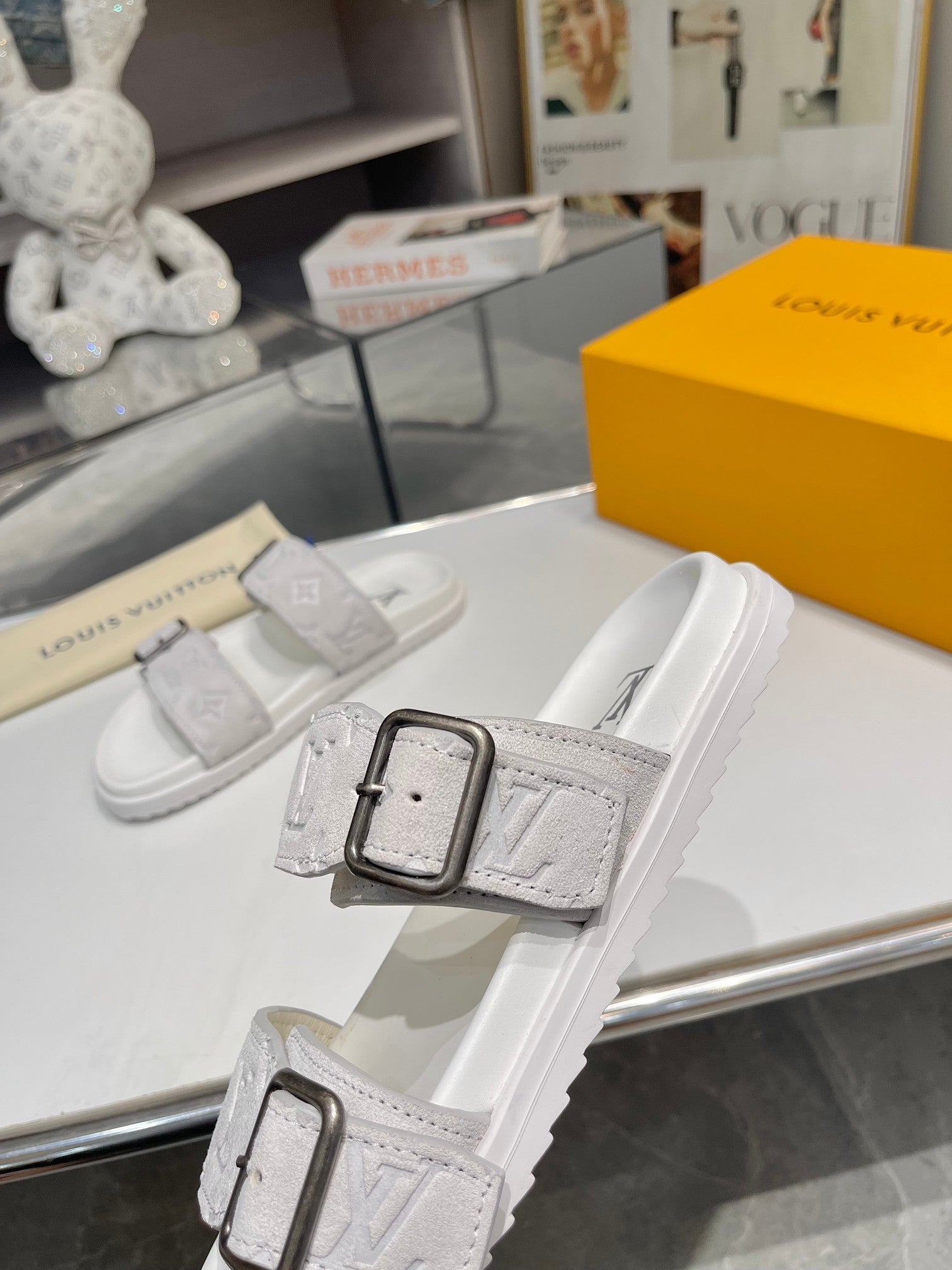 LV Venice Mule White Suede Sheepskin 626701