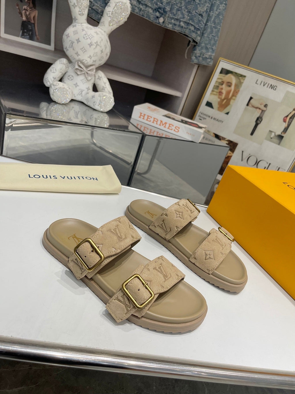 LV Venice Mule Beige Suede Sheepskin 626704