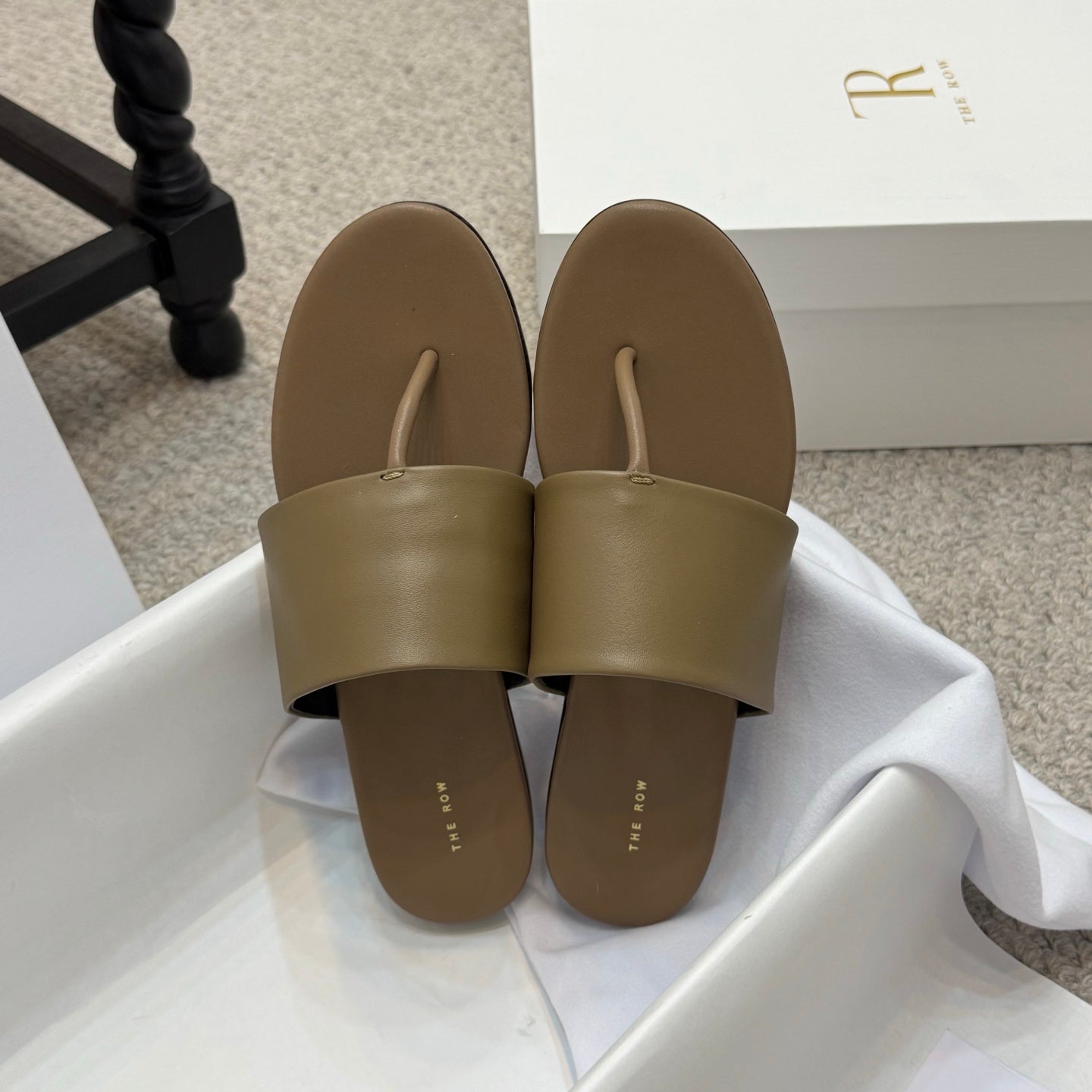 Signum Flat Sandal in Brown Calfskin 290732