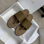 Signum Flat Sandal in Brown Calfskin 290732