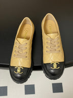 25K Double C Buckle Thick-Soled 25mm Loafer Beige Black Lambskin 247708