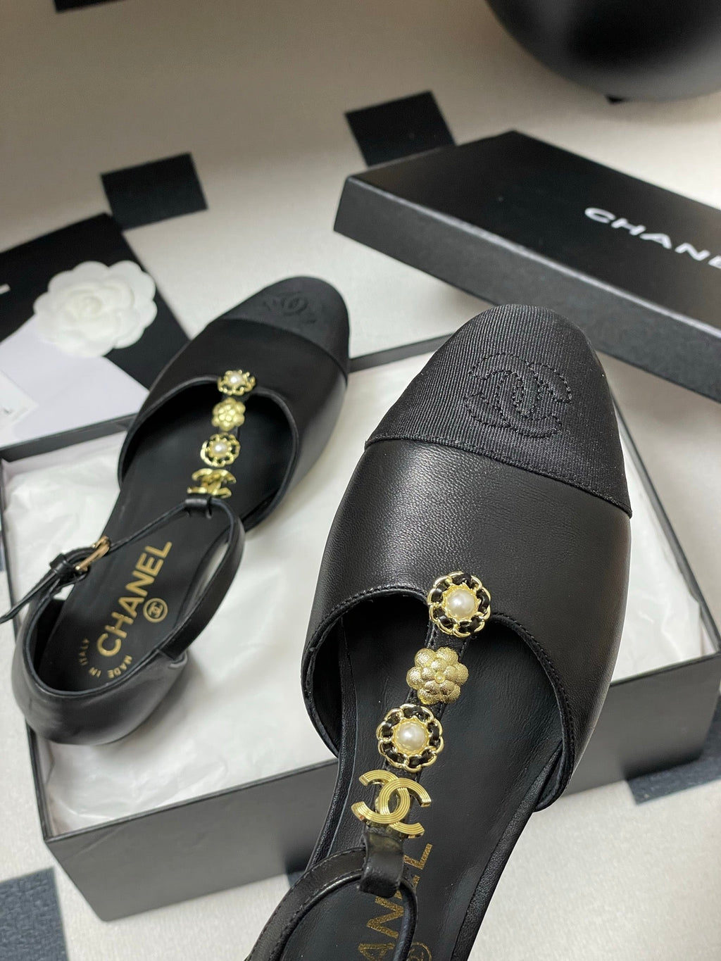 CC 25S Jewelry Double C Buckle T-Strap Mary Jane Black Lambskin Grosgrain 247713