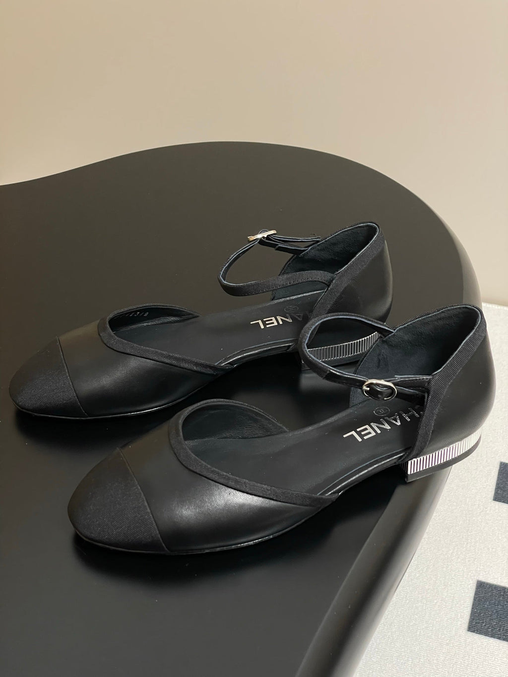 CC 25P Small Hollow Mary Jane Black Sheepskin Grosgrain 247725