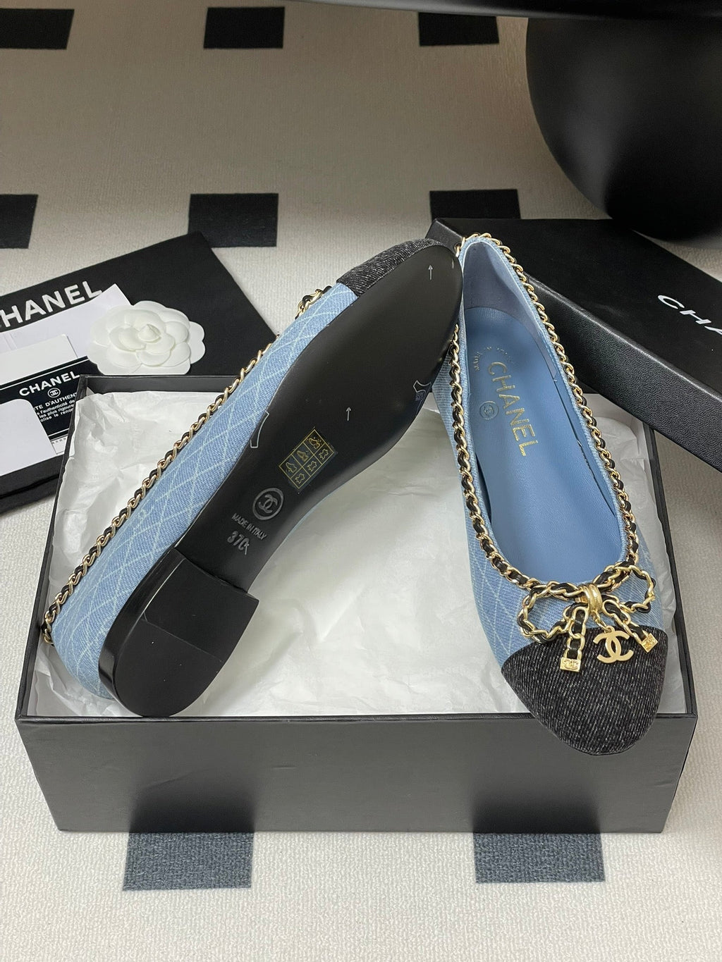 CC 25S 20mm Chain Bow Single Flat Blue Denim Black Grosgrain 247657