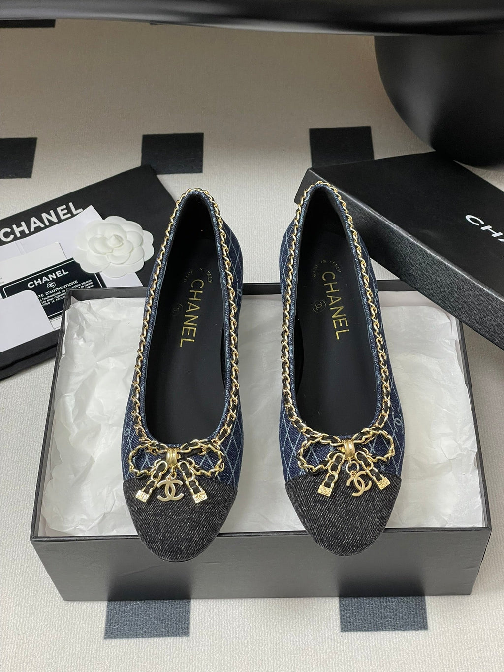 CC 25S 20mm Chain Bow Single Flat Dark Blue Denim Black Grosgrain 247658