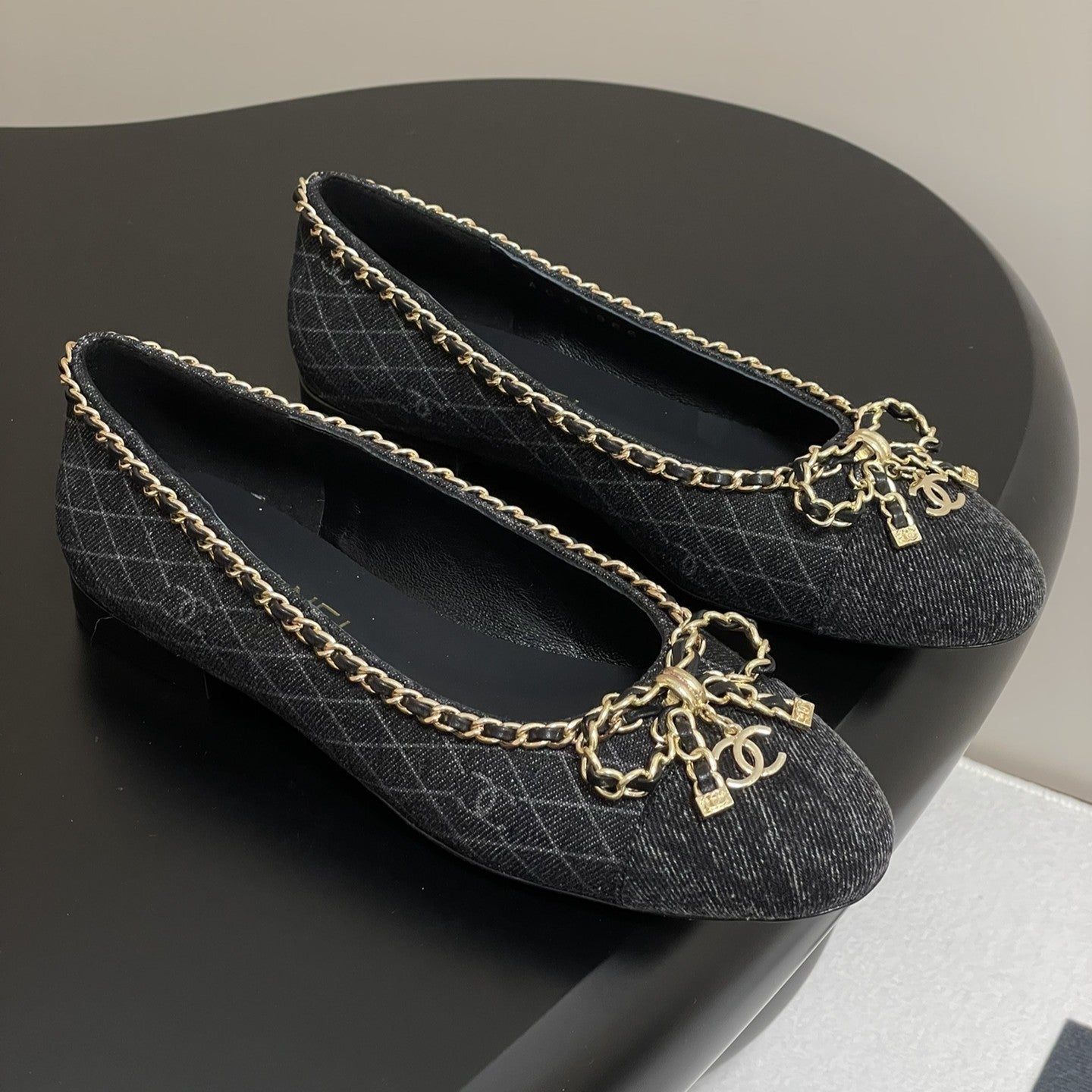 CC 25S 20mm Chain Bow Single Flat Black Denim Black Grosgrain 247659
