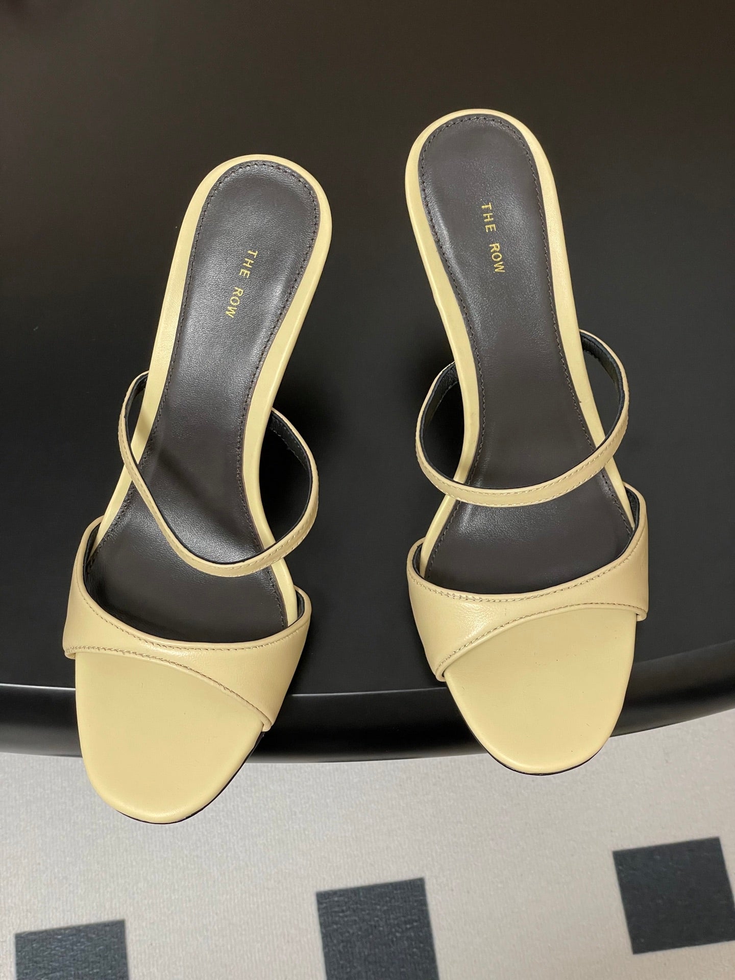 The Row 25S Strap High Heel Mule Sandals 85mm Beige Sheepskin 286207