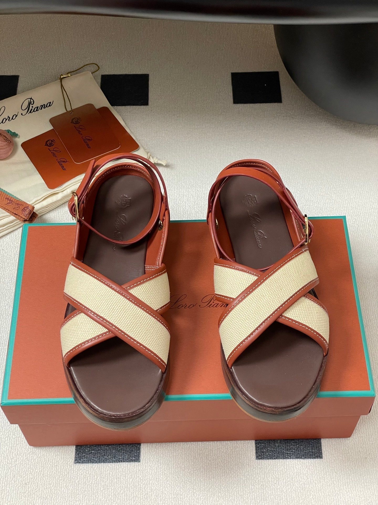 LP Sandal Beige Orange Brown Cowhide 312167