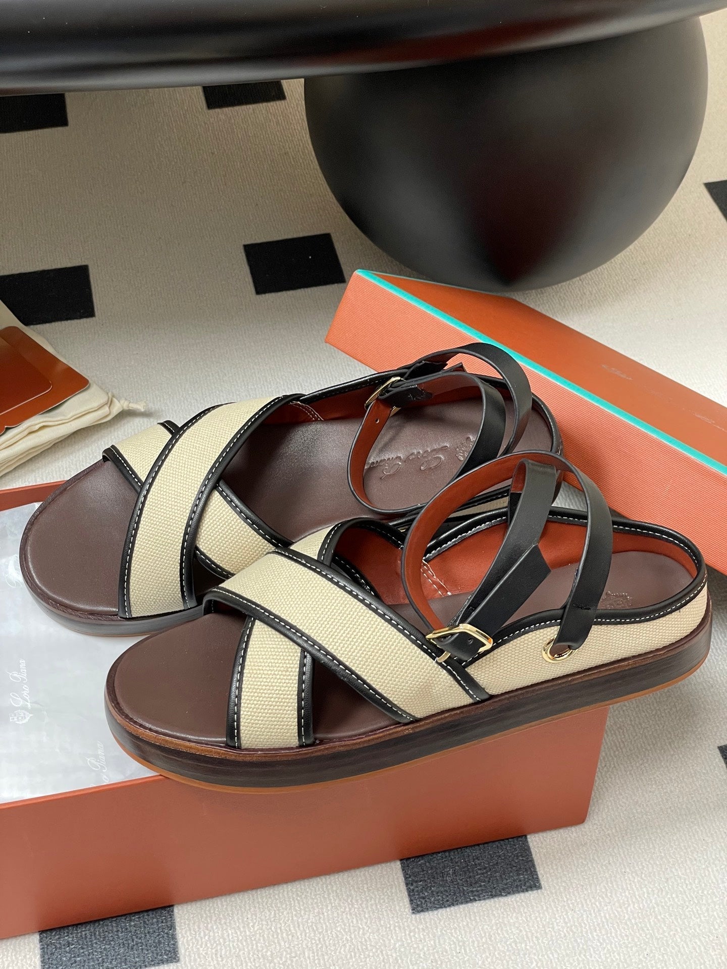 LP Sandal Beige Brown Cowhide 312168