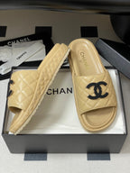 CC 25SS Double C Buckle Thick-soled Mule Sandals Beige Lambskin 319709