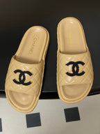 CC 25SS Double C Buckle Thick-soled Mule Sandals Beige Lambskin 319709