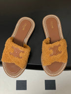 CL 25s Lympia Twisted Sandal Light Brown Sheepskin Plush Cloth 416655
