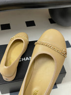 CC 25A Chain CC Thick-Soled Shoe 40mm Beige Sheepskin 393954