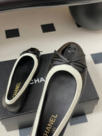 CC 25A Small Bow Ballet Flats Black Mix White Sheepskin 393967