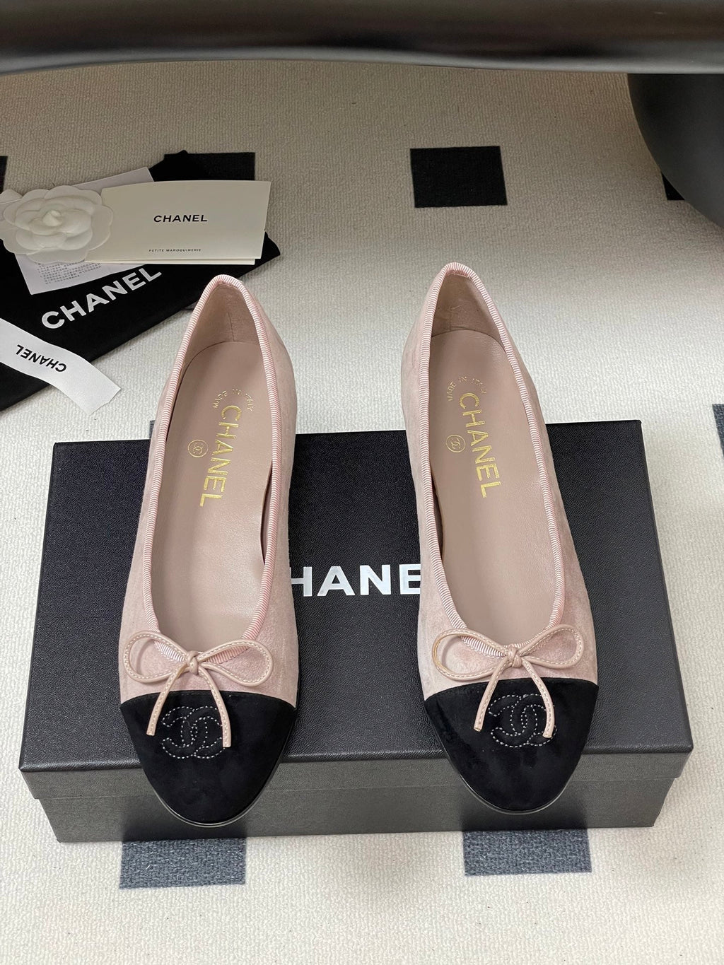 CC 25 Ballet Flat Blush Pink Suede 393998
