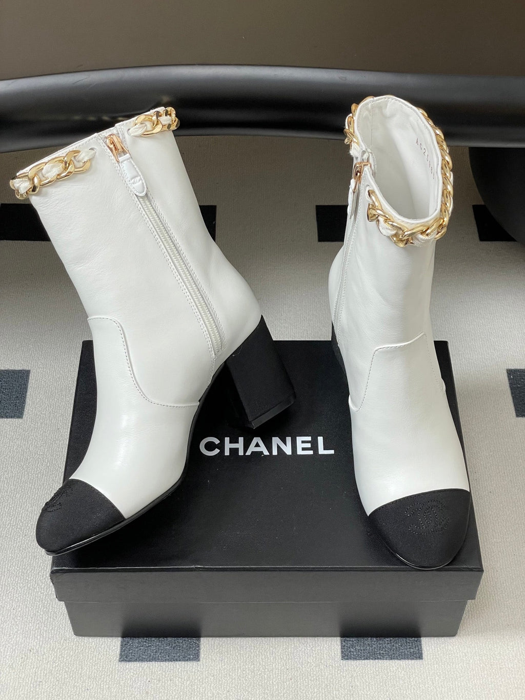 CC 25B Chain Short Boot 70mm Black White Denim Cowhide 423148