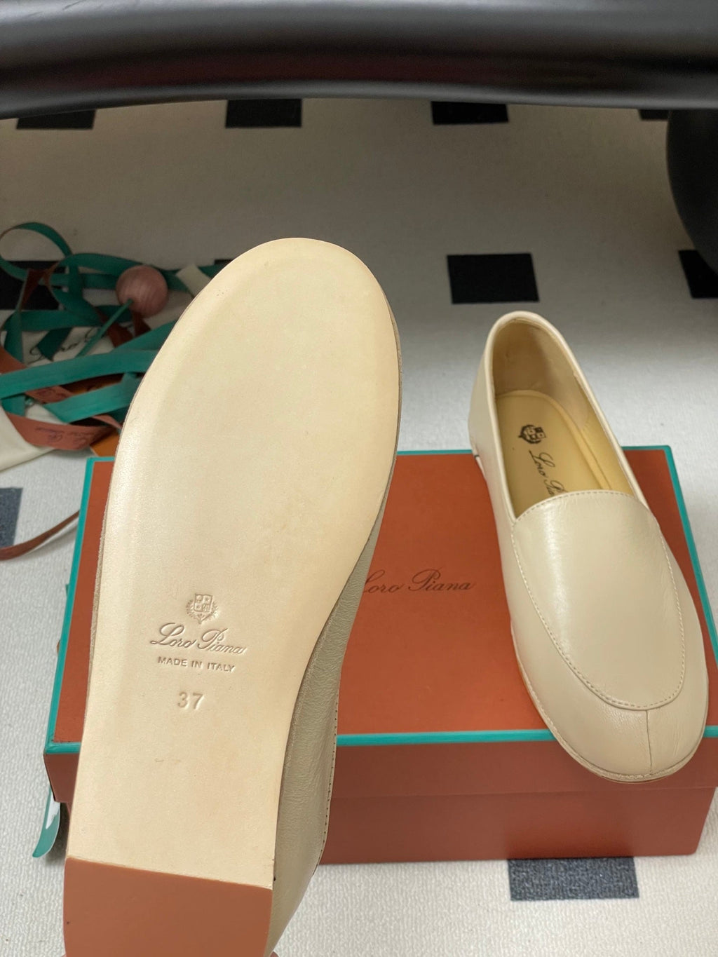 LP Anton Walk Loafers Light Beige Sheepskin 474799