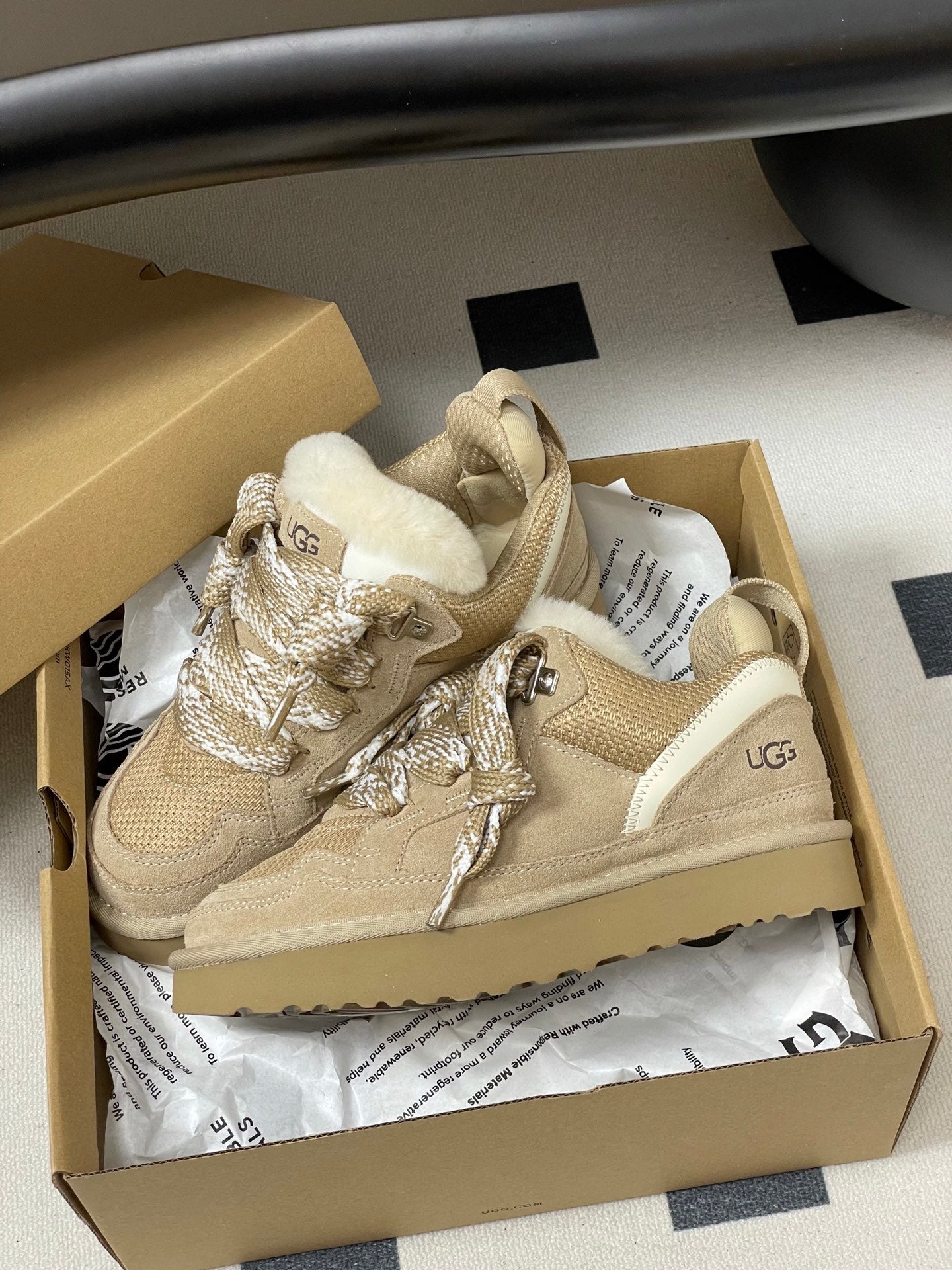 UGG Lowmel Sneaker Khaki Suede Mesh 522212