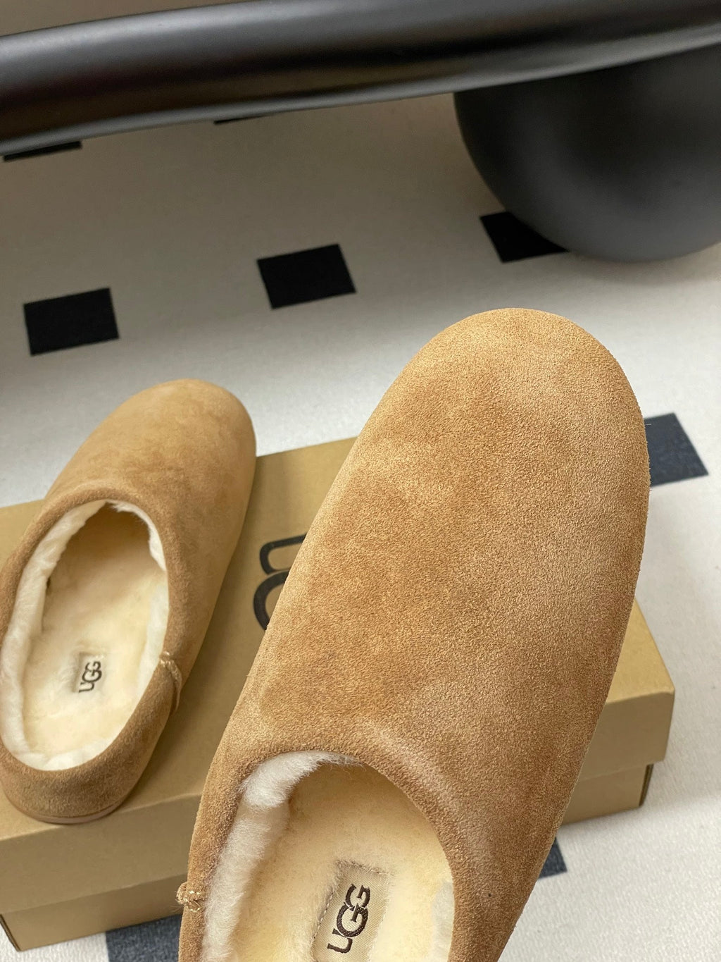 UGG Elea Slip-On Sandals Brown Wool Suede 525947