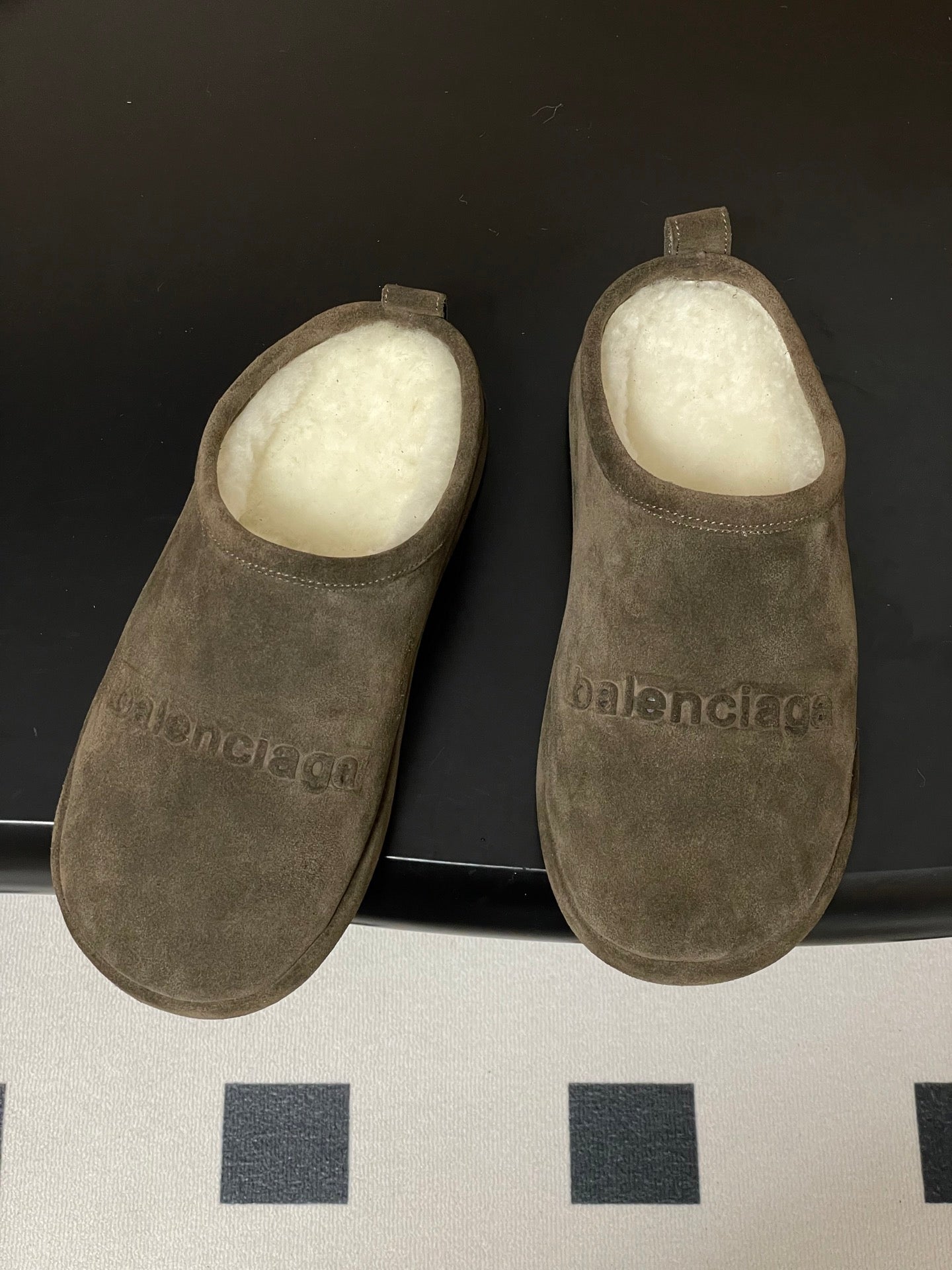 Balenciaga Mule Slip-On Taupe Suede Wool 534532