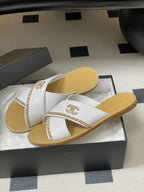 CC 26 Criss-cross Strap Slipper White Beige Sheepskin 593303