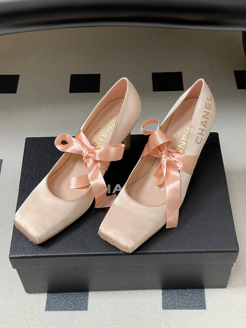 CC 26 Pump Pink Satin Silk 593135