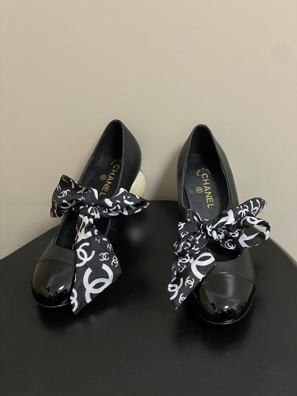 CC 26 Double C Pearl Heel Pump With Silk Ribbon Black Sheepskin 593158