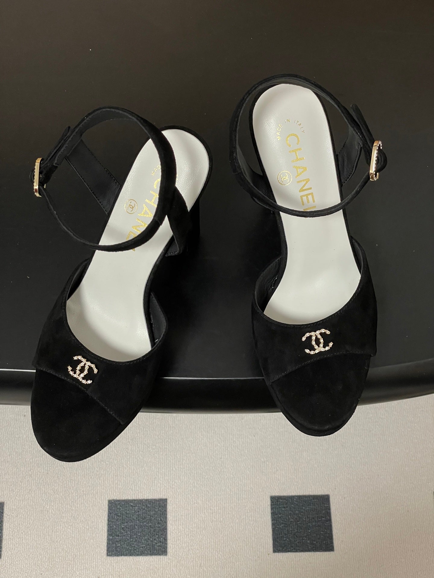 CC 26SS Platform Sandals 120mm Black Double C Sheepskin Suede 632574